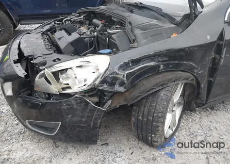 2012 Volvo S60 T5 z USA, uszkodzony, nr VIN YV1622FS1C2088522